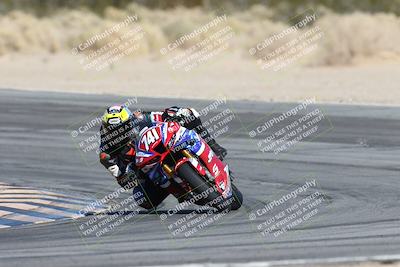 media/Dec-07-2025-CVMA (Sun) [[3e7d2de5dc]]/Race 6-The Shootout/